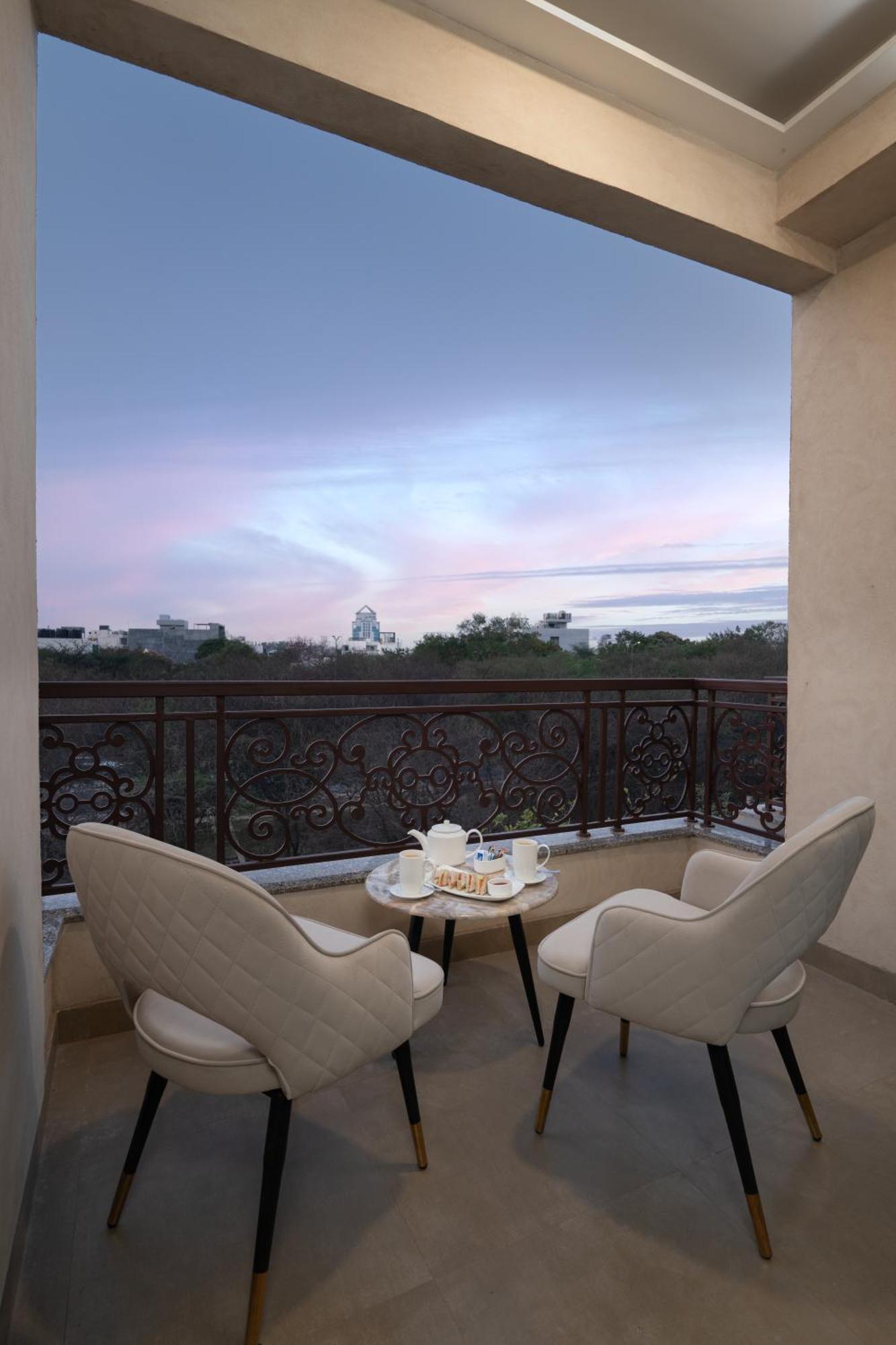 Foxtrail, Sector 42 - Am Hotel Kollection Gurgaon Exterior foto